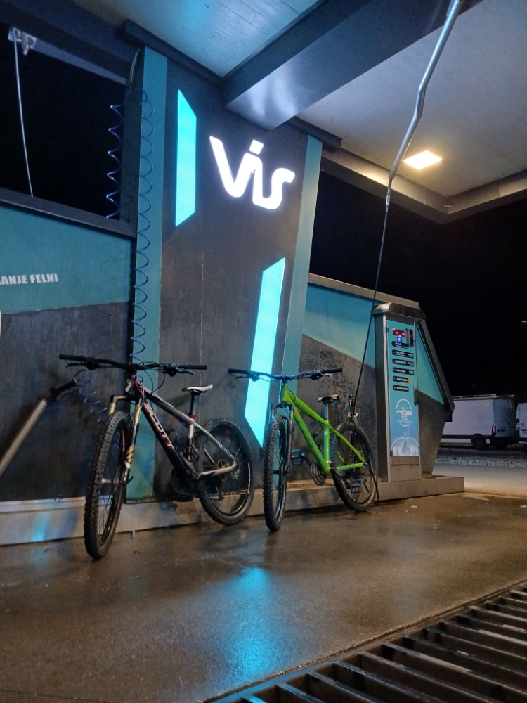 Merida 29 [downhill,enduro,dirt] - Bicikli - OLX.ba