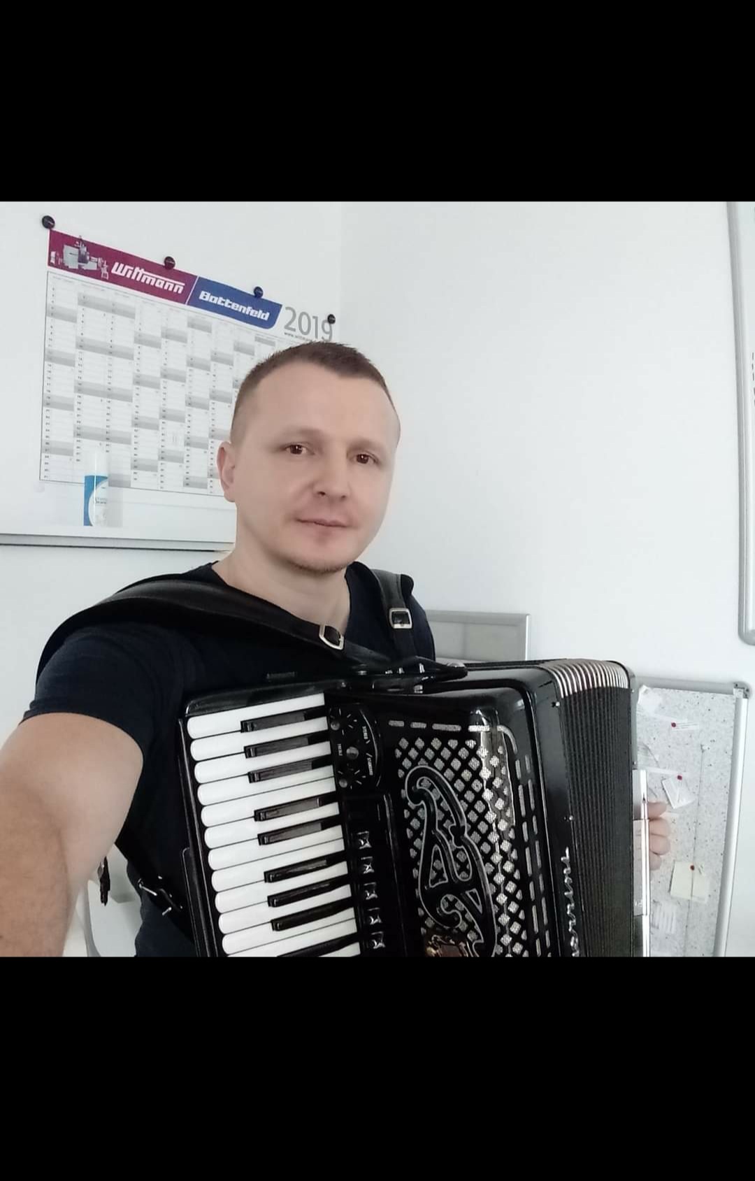 Harmonika Bugari artist - Harmonika - OLX.ba