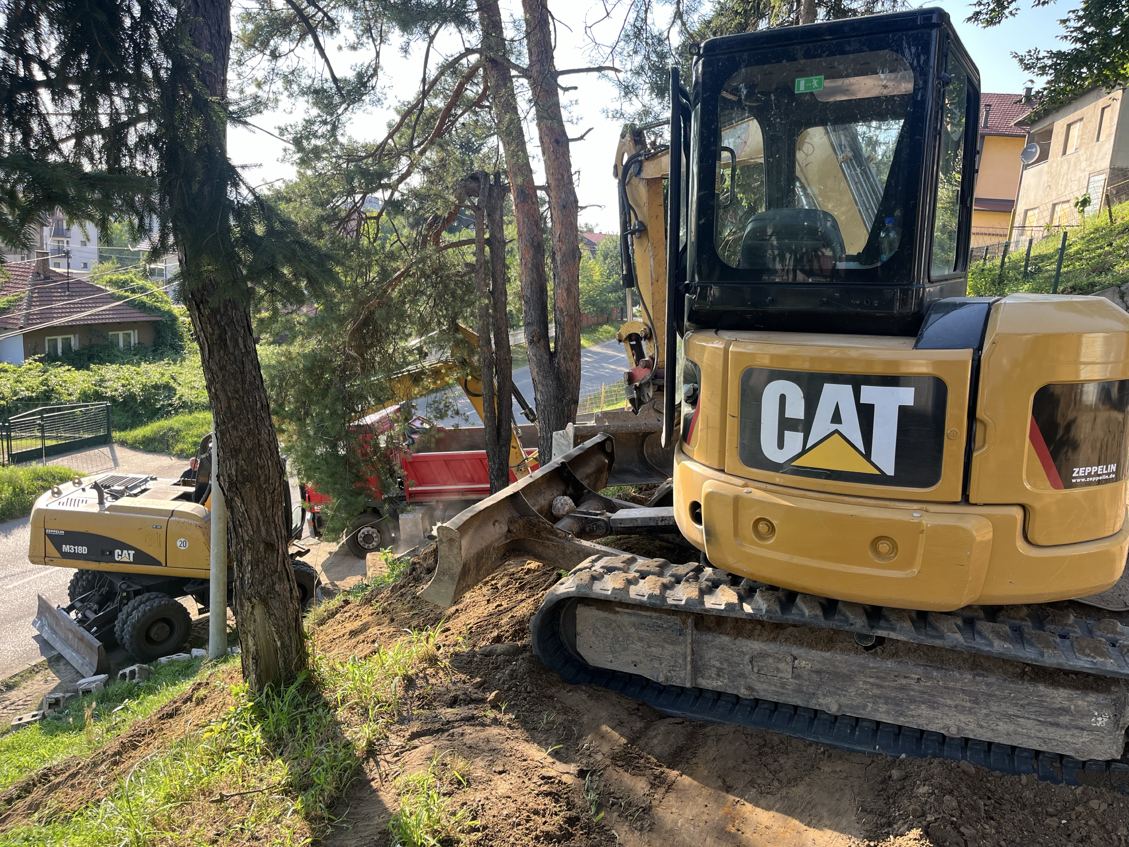cat305