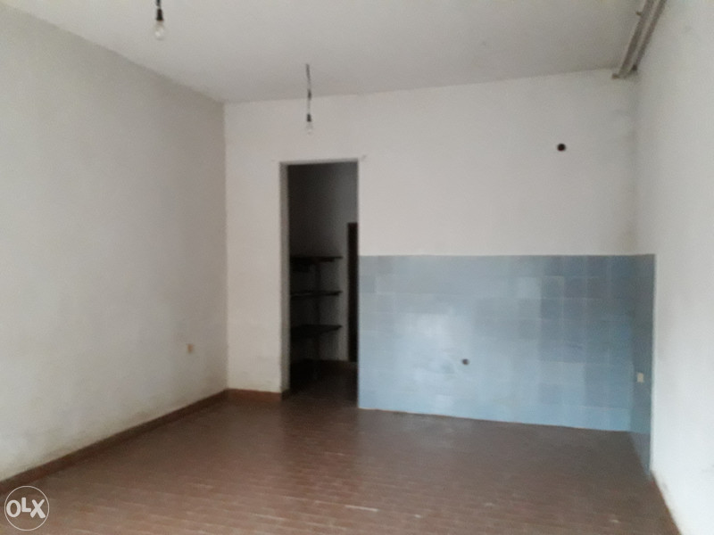 POSLOVNI PROSTOR  44m2 CELINAC 8