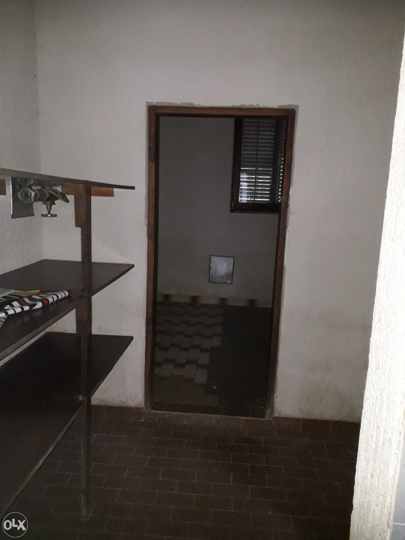 POSLOVNI PROSTOR  44m2 CELINAC 10