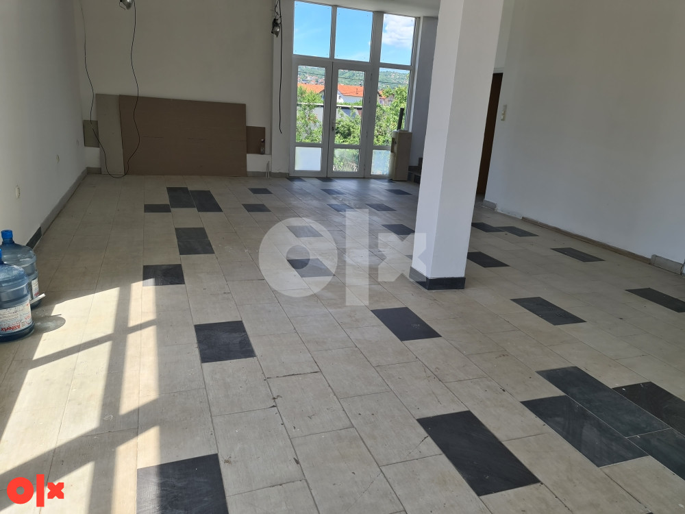 Izdajem poslovni prostor DOBOJ 2