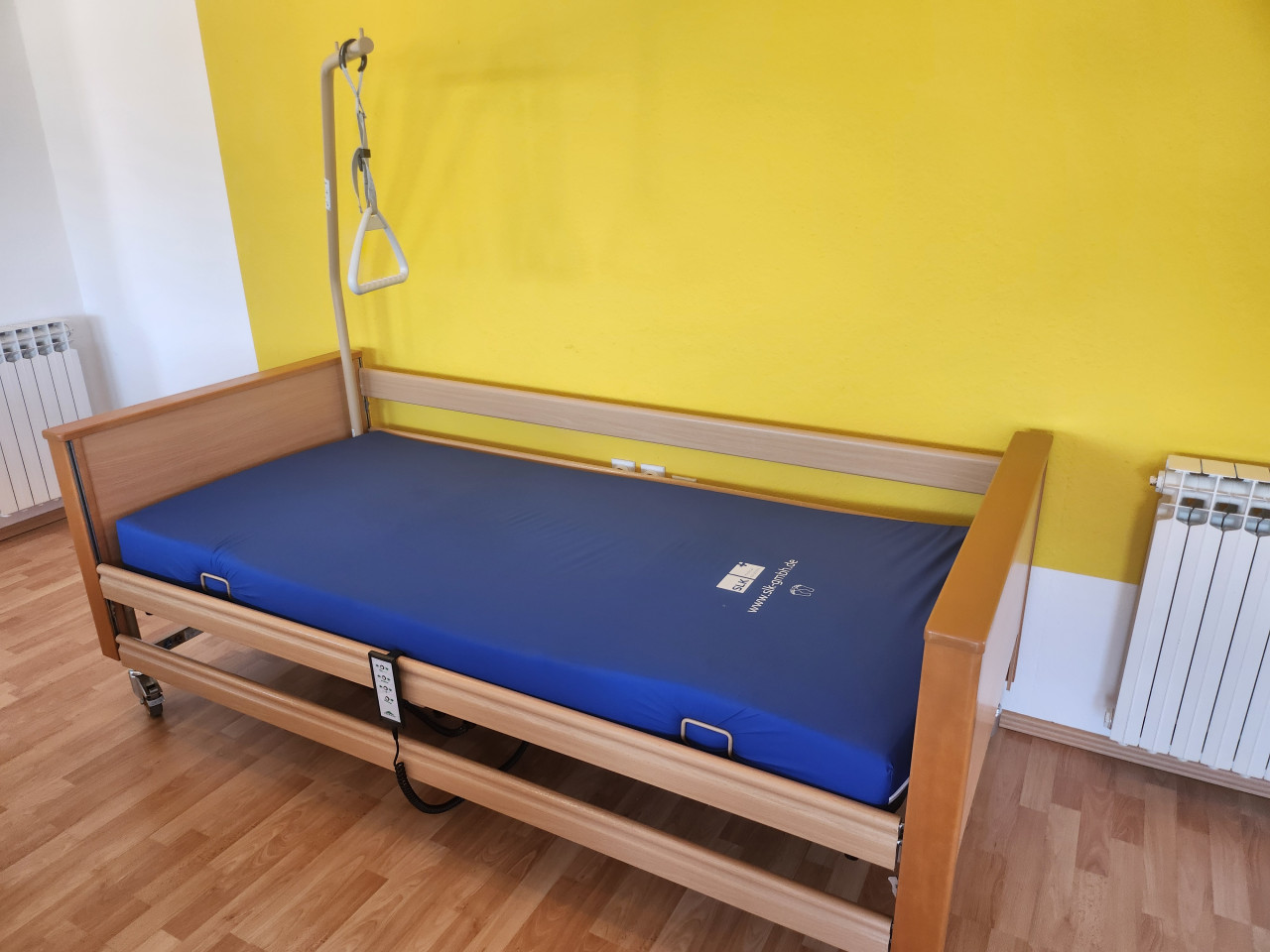 MEDICINSKI ELEKTRICNI KREVET