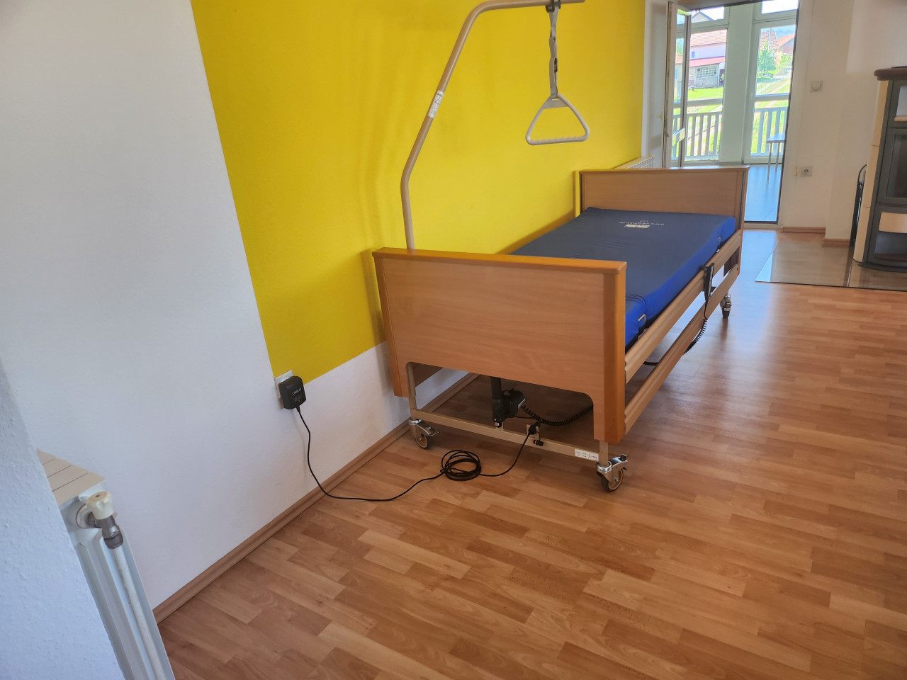 MEDICINSKI ELEKTRICNI KREVET