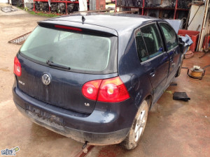 VW GOLF 5 1.6 BENZIN U DIJELOVIMA