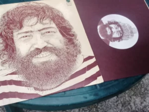 Lp Volite se ljudožderi Toma Bebić Zamjena !!ponudite
