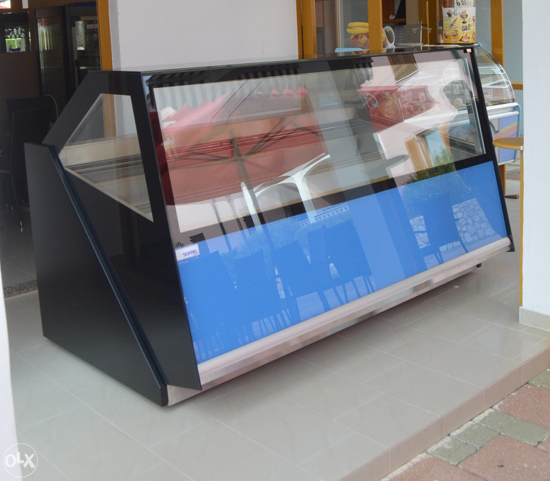 Vitrina za sladoled METRO