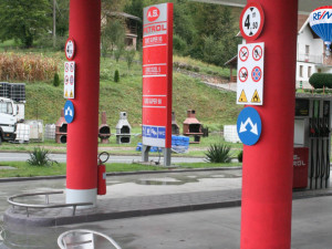 Benzinska pumpa - NA PRODAJU - Lašvanska petlja photo 4