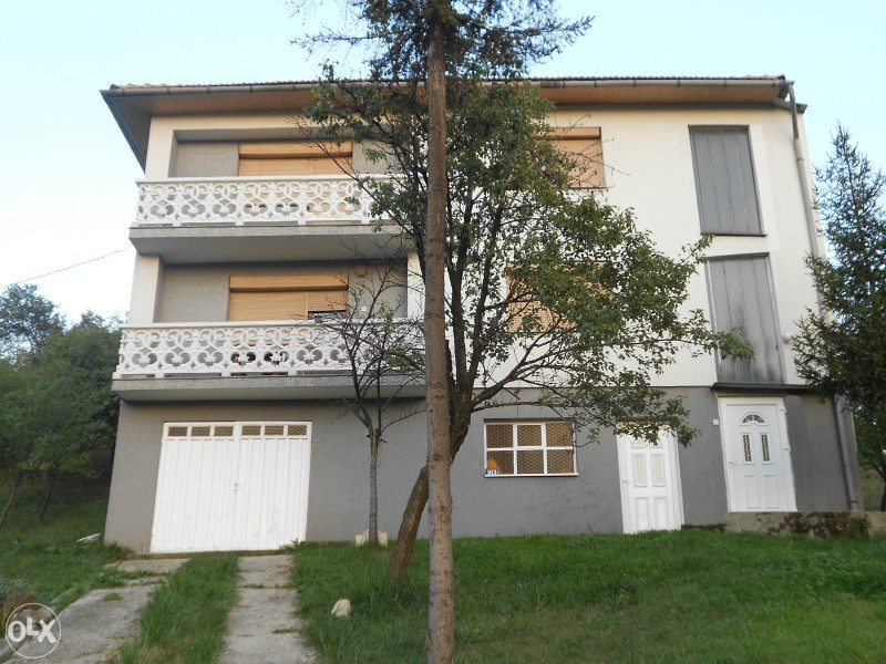 Kuća u Kaknju (prigradsko naselje), papiri 1/1 2