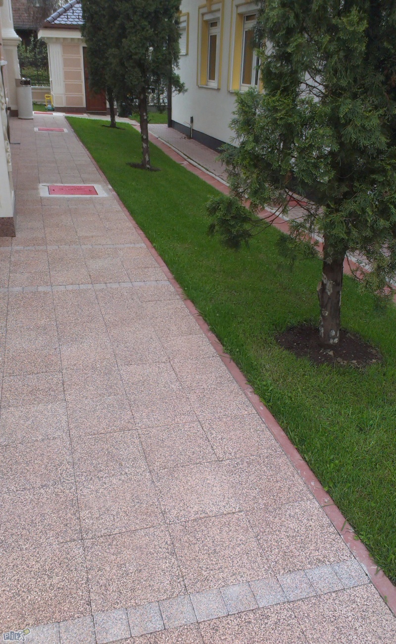Travni travnati tepih trava busen trava u rolnama trave