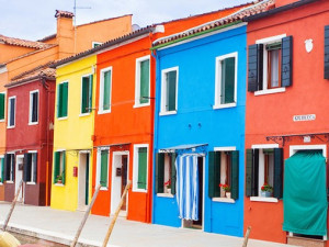 FASADNA BOJA TONIRANA 15l U NIJANSI PO ŽELJI I RAZRED