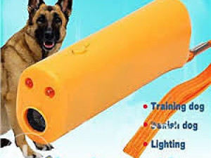 Ultrazvučni rastjerivač pasa,životinja ZUTE BOJE