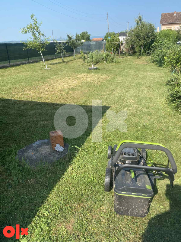 Kuća sa poslovnim prostorom 6