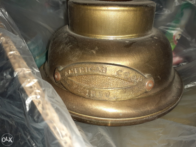 Vintage American coop 1850