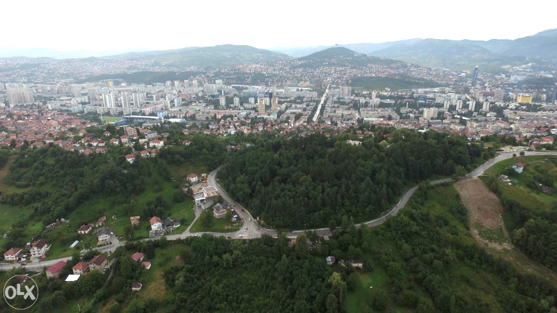 Prodajem zemlju u Miljevicima 400m2