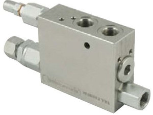 Razvodnik za okretanje cilindra za ralicu