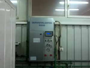 Demineralizator vode za industriju