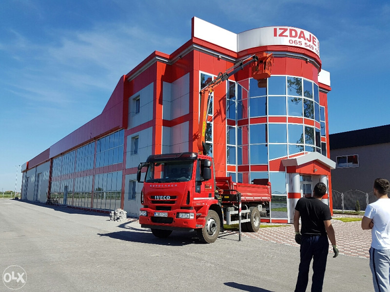 Poslovni Objekat / Izlozbeno / magacinski prostor Bijeljina