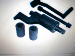 Ključ za tockove kamionski - ruski kljuc