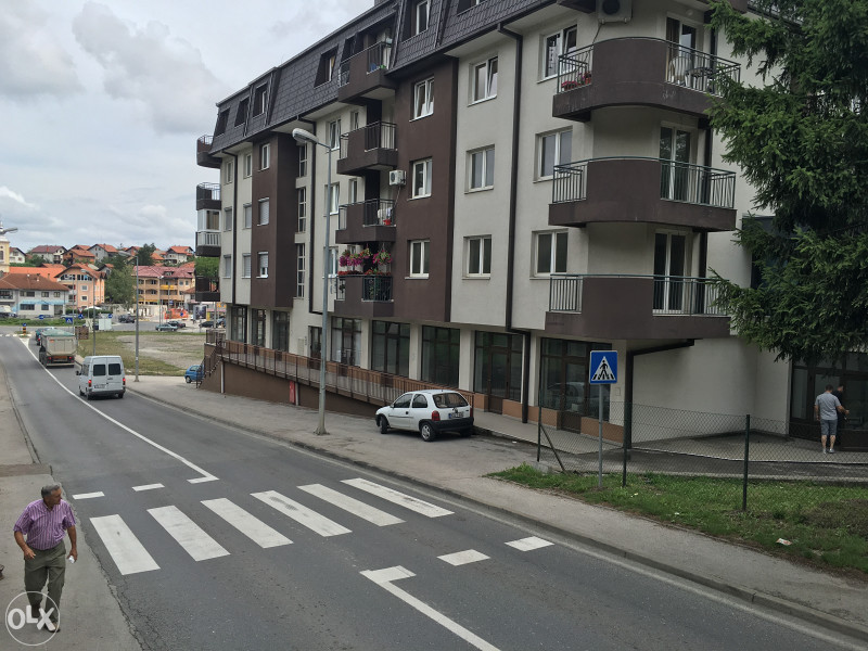 Poslovni Prostori Gradacac 20-40-80-m2 prostor