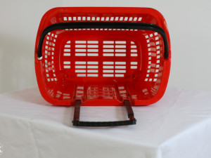 Potrošačka korpa sa teleskopskom drškom za kupovinu