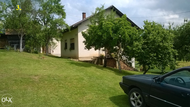 Kuća sa okućnicom 2