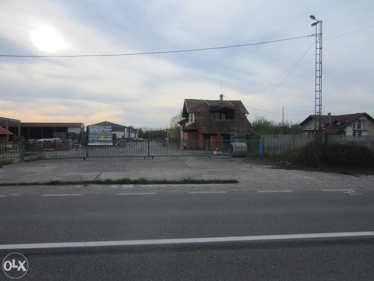 Hala 900 m2 u Pelagićevu pored glavnog puta 2