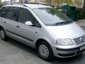 VW SARAN 1.9 TDI 85KW AUY BVK DIJELOVI KRLE AUTOOTPAD AUTO OTPAD