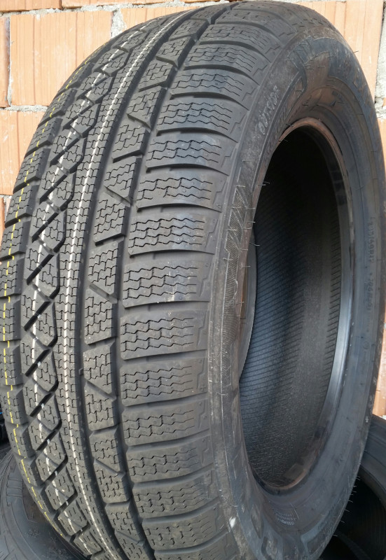 Gume 215/80 15 102S 4x4 Petlas Explero Winter