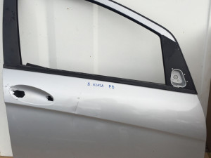 Mercedes B klasa Prednja Desna Vrata