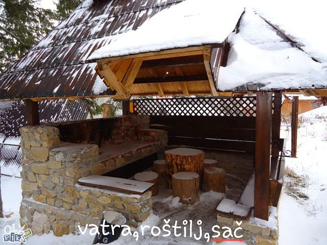 VLAŠIĆ, VIKENDICA,CENTAR 25