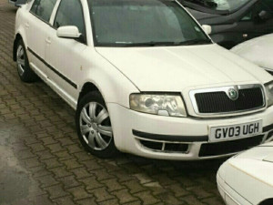Skoda superb 2.0TDI 2004g. dijelovi
