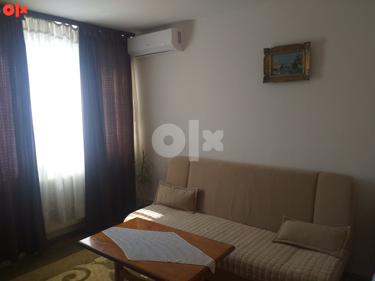 STAN NA DAN -SARAJEVO-GRBAVICA - dnevni boravak-061 034 004 2