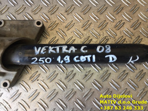 Poluosovina desna Opel Vectra C 1,9 CDTI 2008.