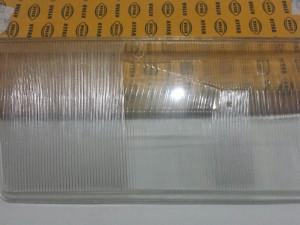 Staklo fara mercedes 190