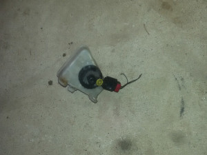 Ford focus fokus posuda  ulja....98-04