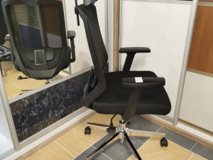 ERGONOMSKA RADNA STOLICA M286 HROM ZVIJEZDA