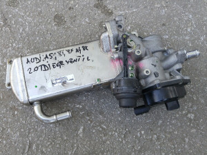 EGR hladnjak gasova ventil Audi A5 A5 8T 2.0TDI 2.0