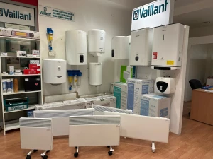 BOJLERI ARISTON - SVI MODELI /UGRADNJA U KS/