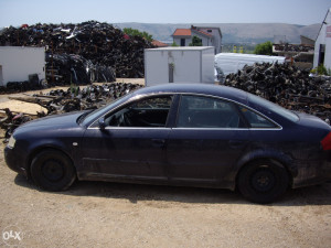 Audi A6 2.4 V6 1997-dijelovi limarije i mehanike