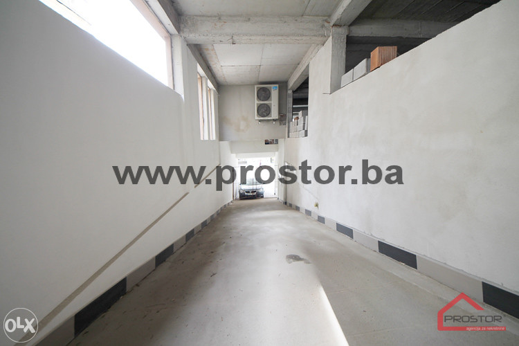 PROSTOR prodaje: Stambeno poslovni objekat, Konjic 7