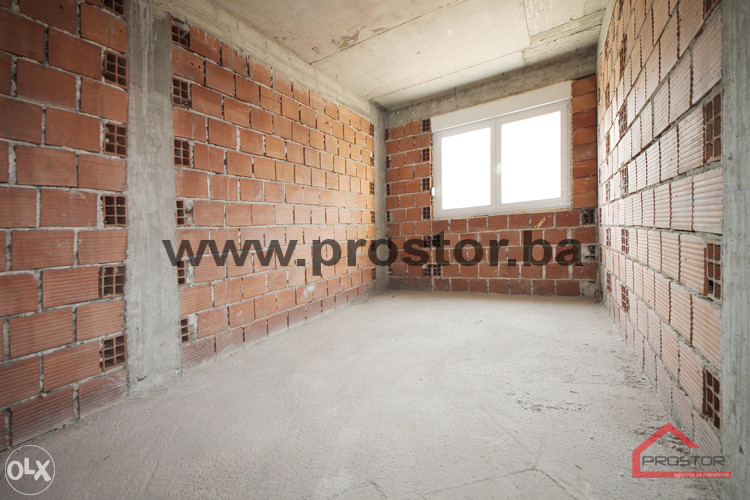 PROSTOR prodaje: Stambeno poslovni objekat, Konjic 14