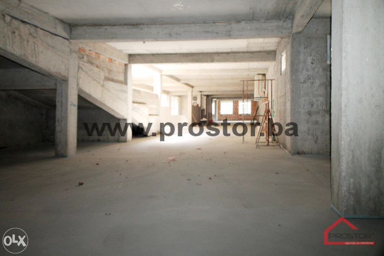 PROSTOR prodaje: Stambeno poslovni objekat, Konjic 6