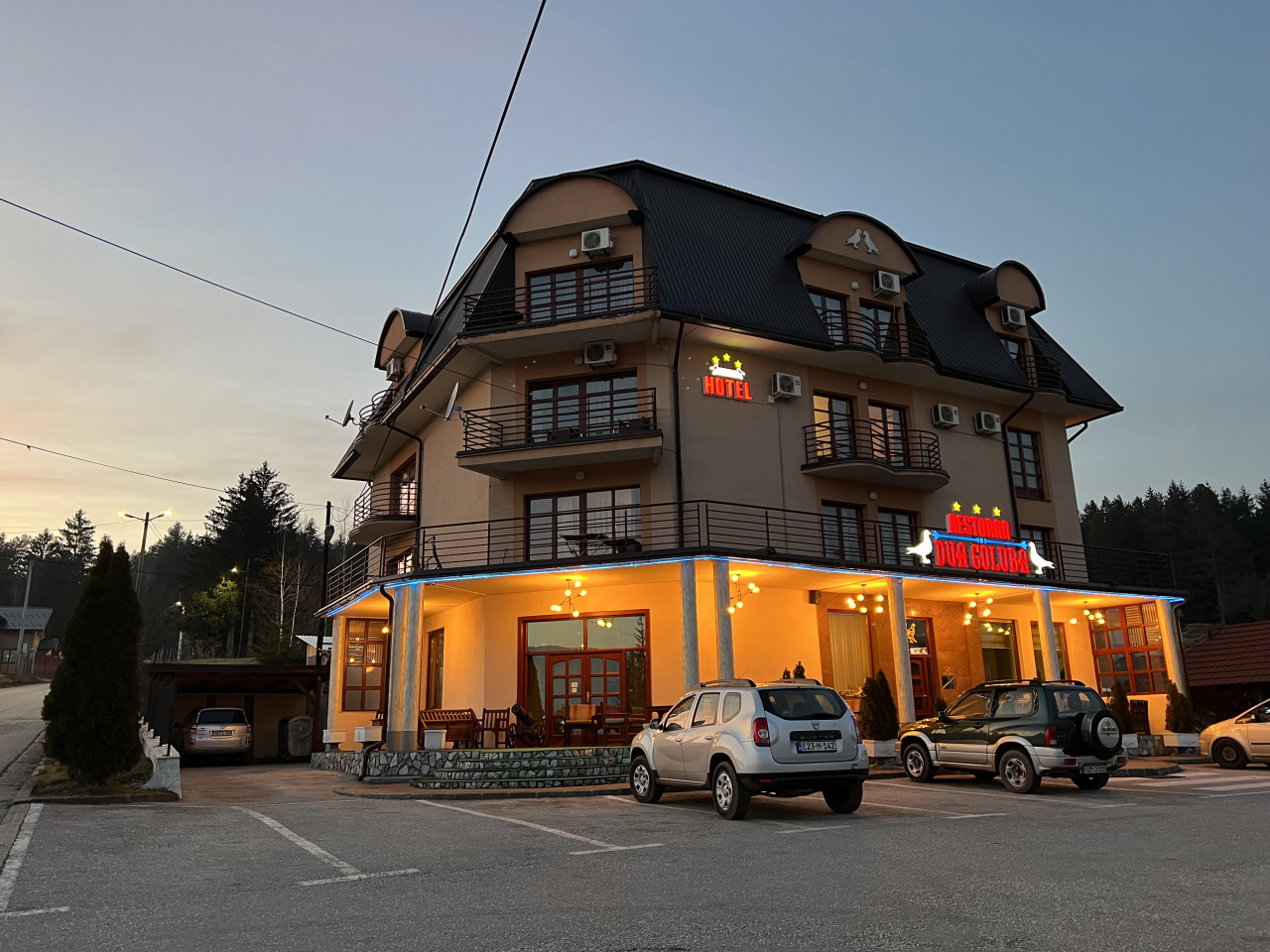 Hotel Dva Goluba Pale 2