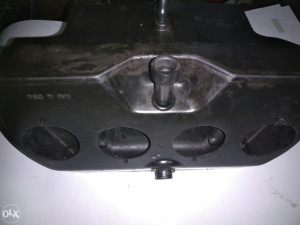 Kawasaki GPZ 750 airbox, kuciste zracnog filtera, kz 750