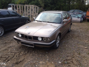 Bmw e34 524td dijelovi