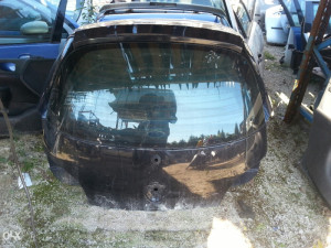 Ford ka zadnja hauba