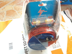 Kablovi za AUTO muziku OZVUCENJE Pojacalo