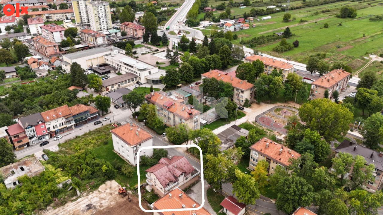 Poslovni (skladišni) prostor Hrasnica 95m2