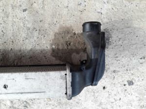 Interkuler hladnjak bmw e46 320 d 100 kw